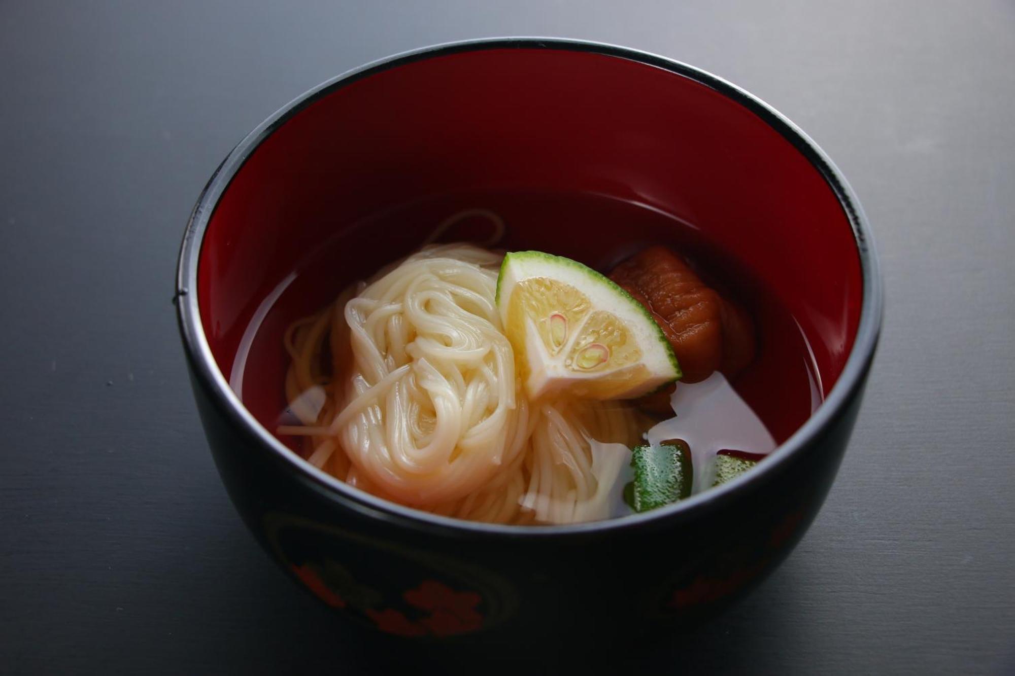 Ryokan Maruya Yufu Eksteriør billede