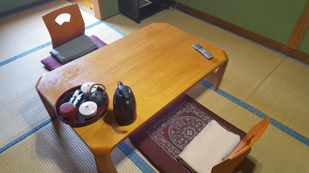 Ryokan Maruya Yufu Eksteriør billede