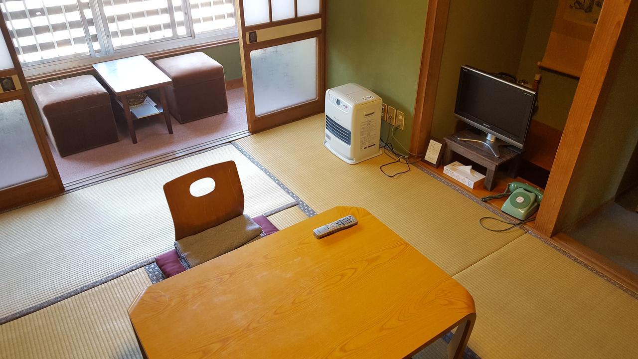 Ryokan Maruya Yufu Eksteriør billede